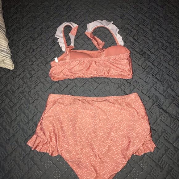 LC LAUREN CONRAD BATHING SUIT - Picture 3 of 5
